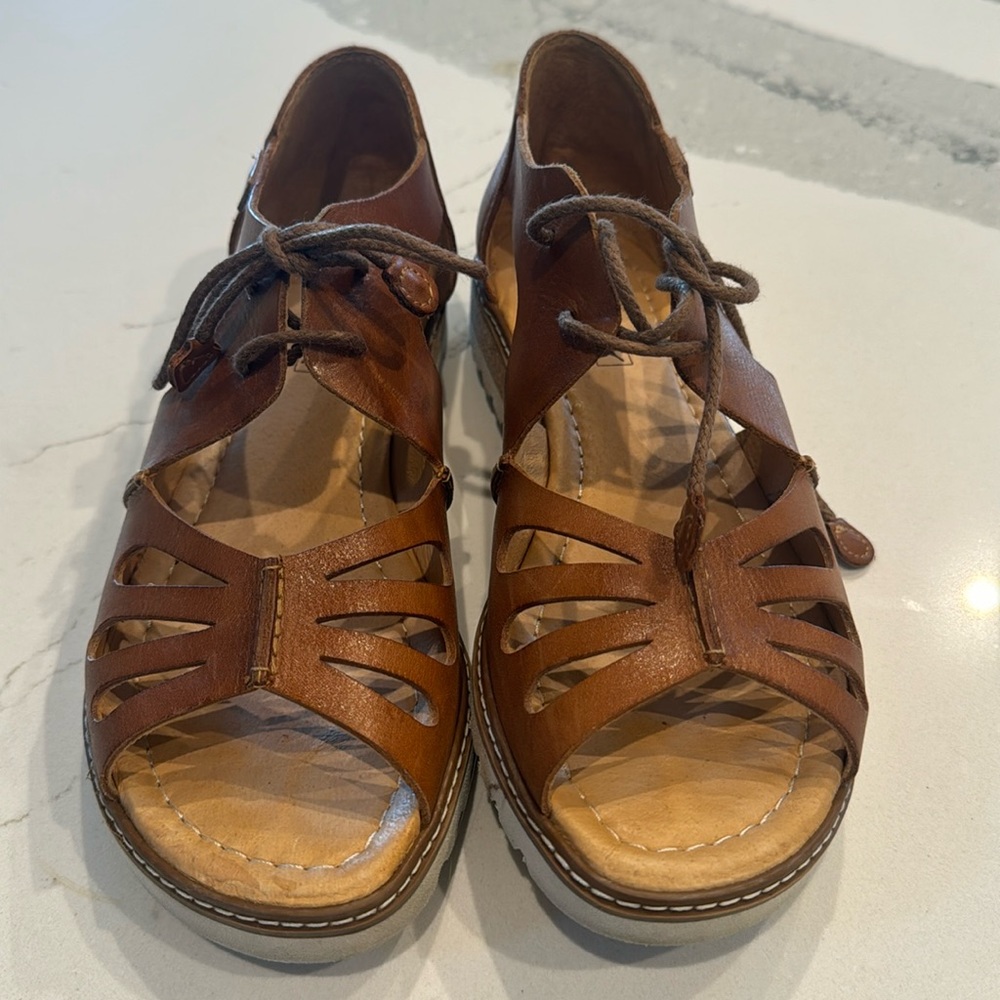 Pikolinos Sandals size 38 (US 7)